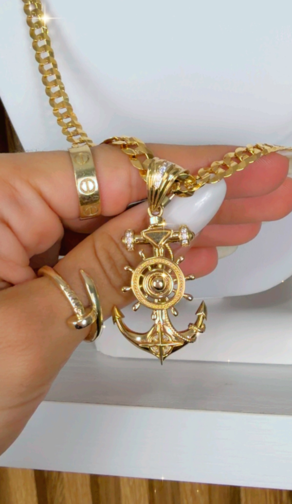 Cadena con ancla Copy