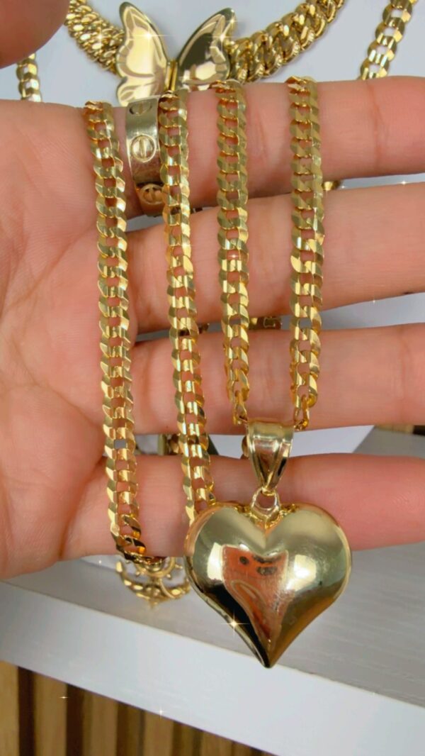 Cadena con dije de corazón